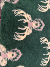 Load image into Gallery viewer, Vet Bed