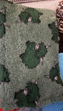 Load image into Gallery viewer, Vet Bed