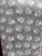 Load image into Gallery viewer, Vet Bed